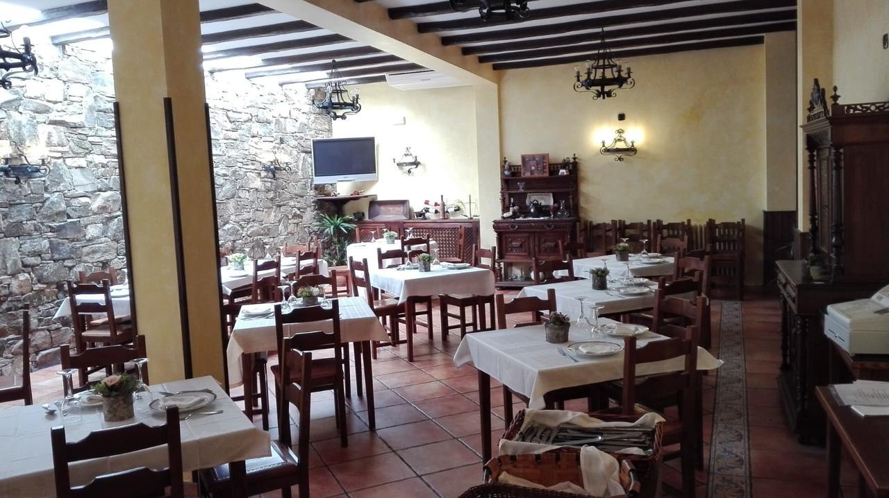 Posada De Gaspar Rabanal del Camino Exteriör bild
